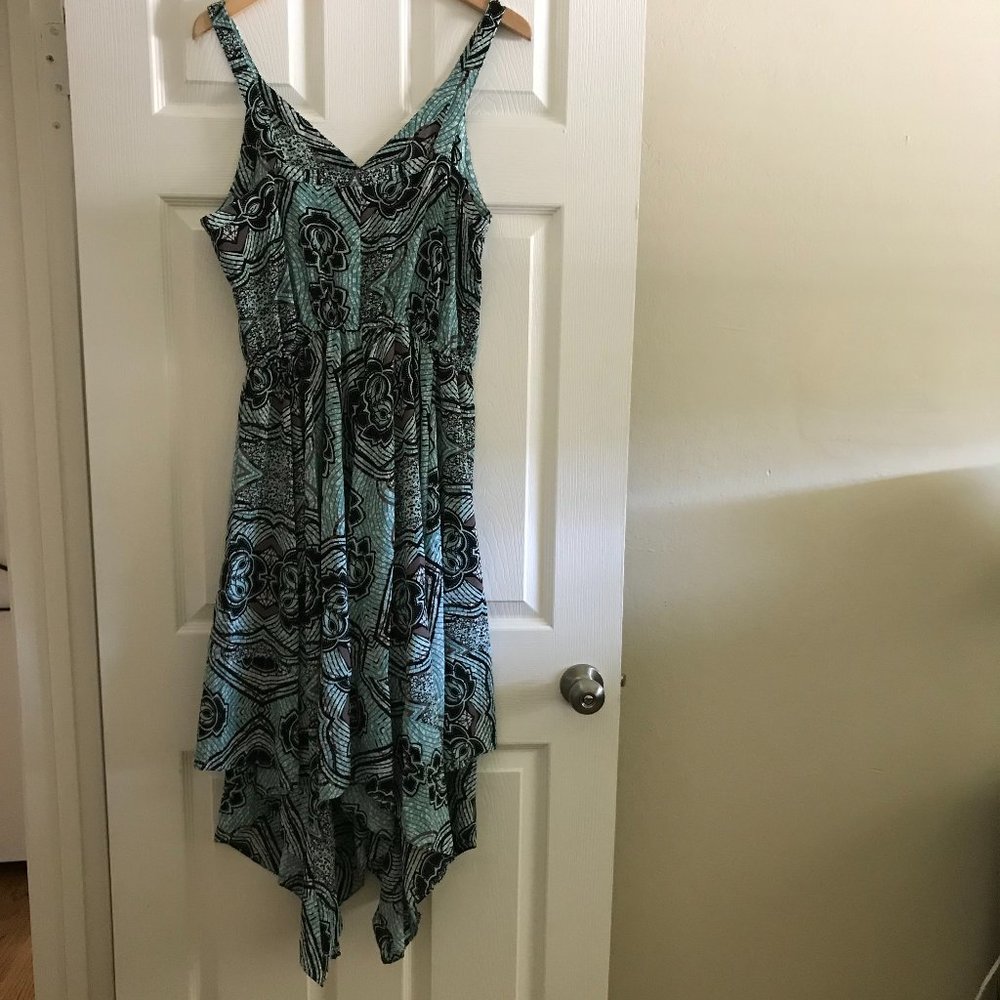 H & M Handkerchief hemline paisley dress Size 14